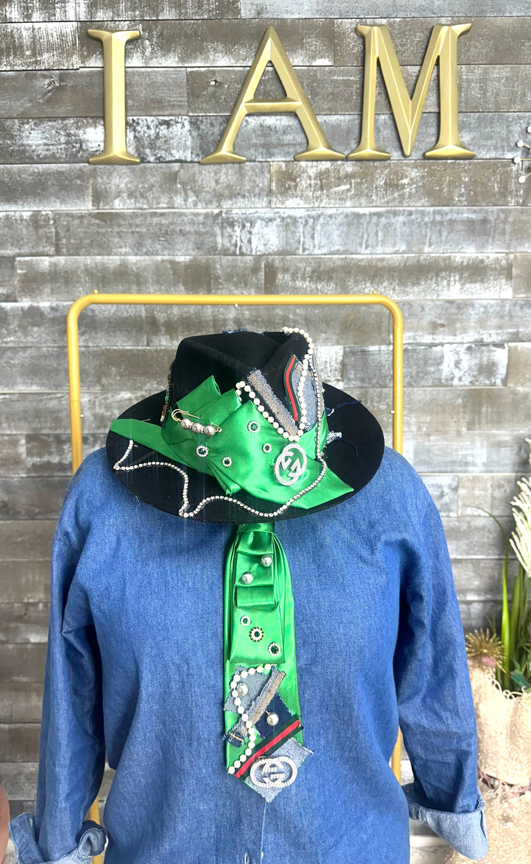 “Emerald Authority” Hat & Tie Necklace