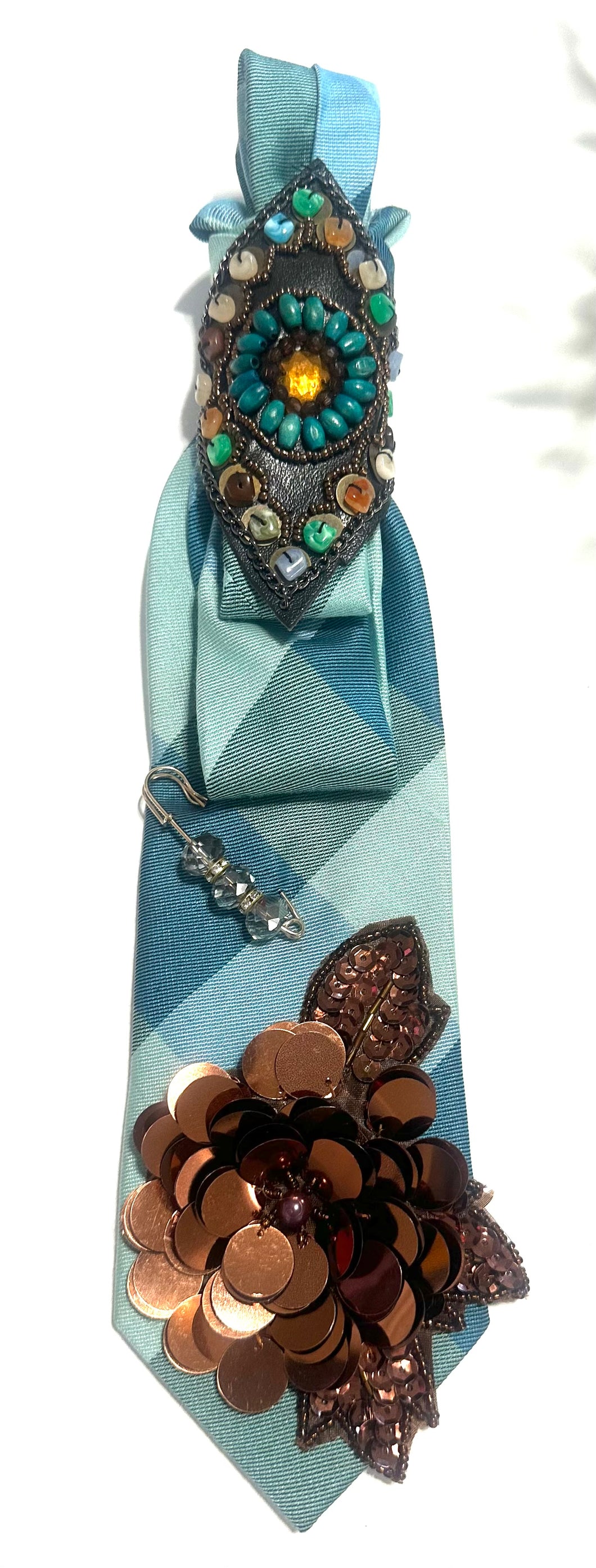 “Ocean Bloom Tie” – Necklace