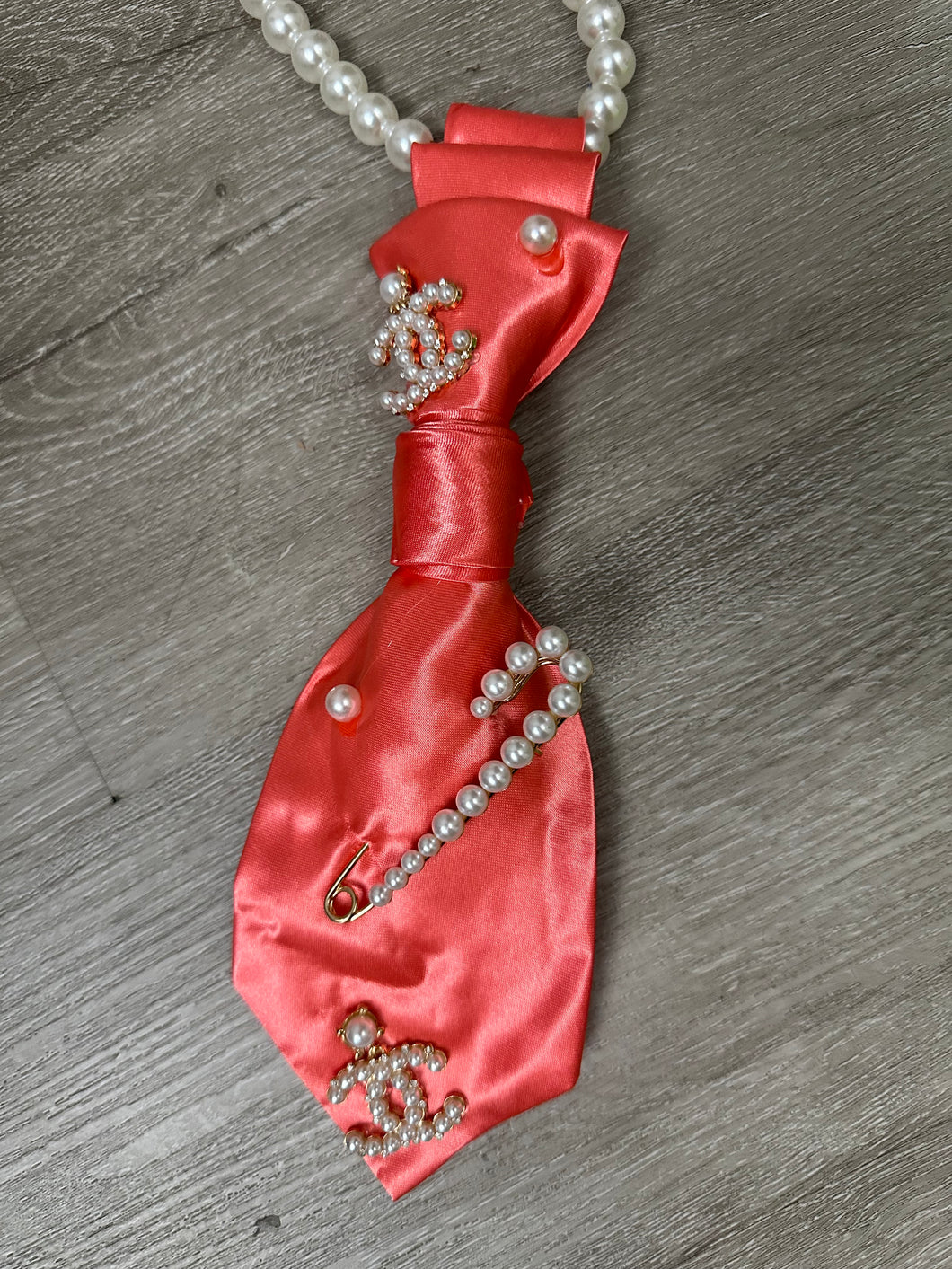 Pearl Prestige Tie Necklace