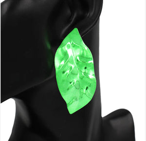 Ms. Green leaf foil earrings