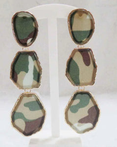 🎖 Camo Chic Drop Earrings