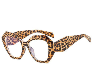Ms. Loving Leopard Glasses