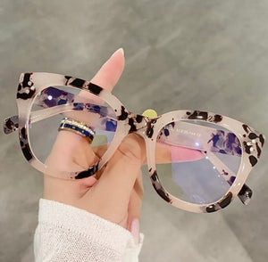 Ms. Two Tone Glasses